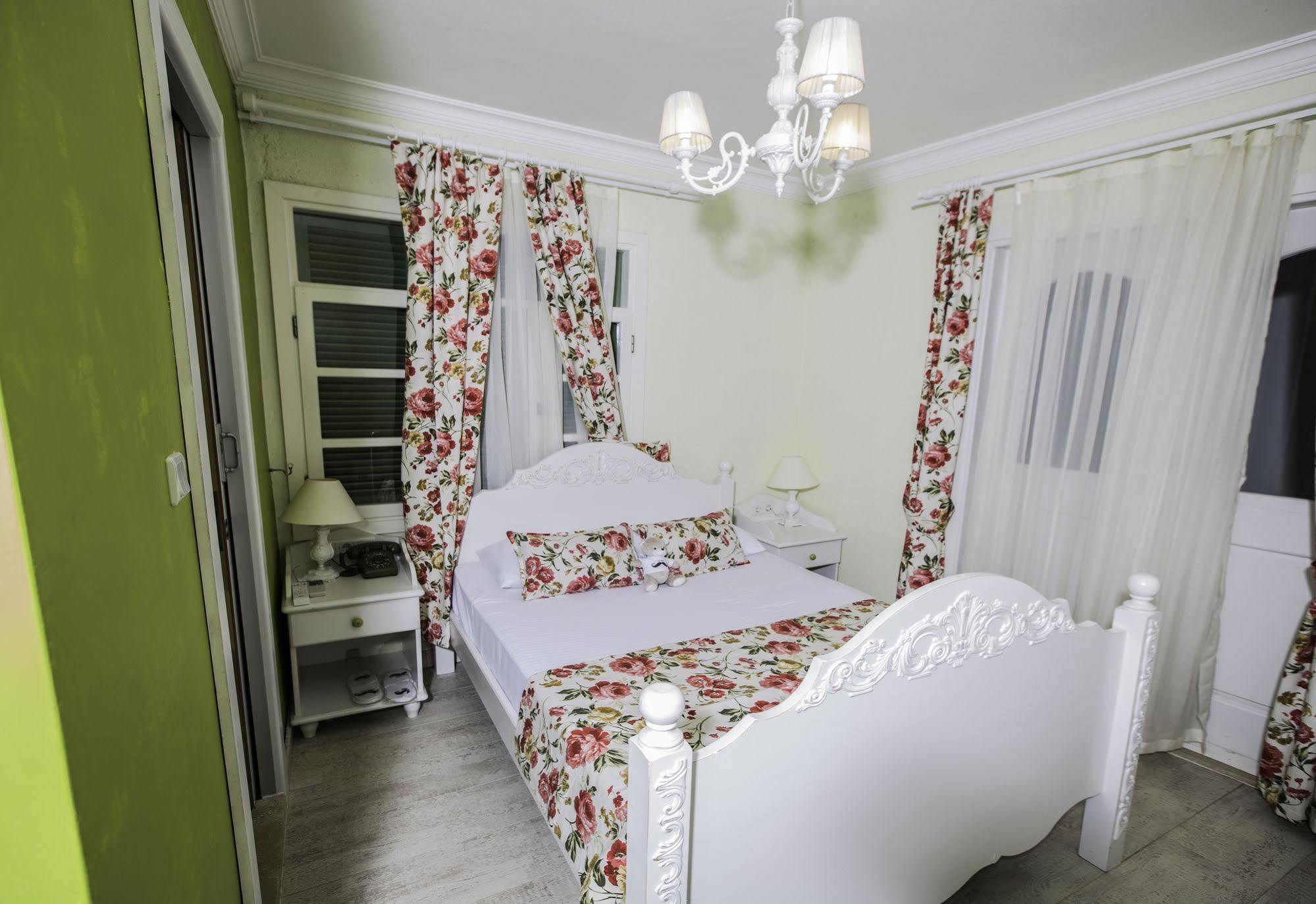 The White Hotel Alacati Kültér fotó